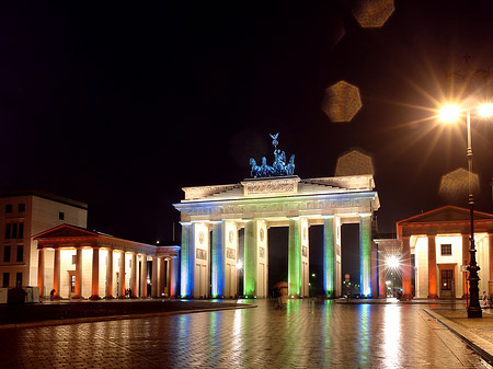 Brandenburger Tor bei Nacht Fotos